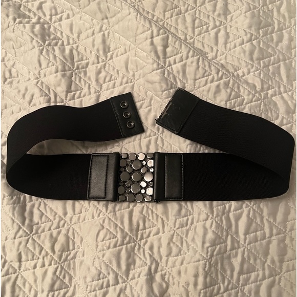 BCBG Max Azria gun metal rhinestone waist belt - Picture 3 of 5